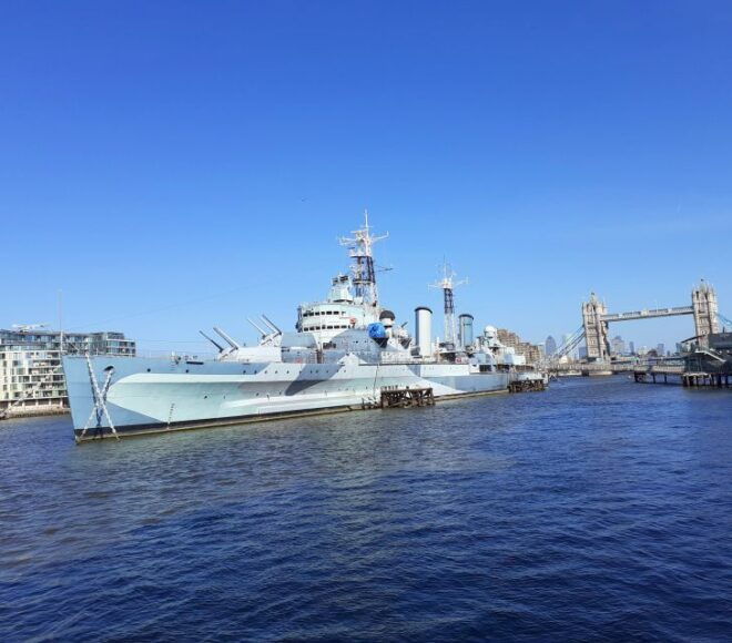 London: Medieval History Walking Tour From the Tower - Inclusions and Logistics