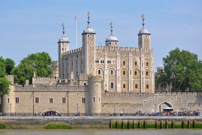 London: Medieval London Self-Guided Audio Tour - Tour Details