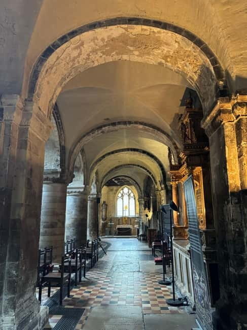 London: Medieval Tales and Martyrs Walking Tour - Good To Know