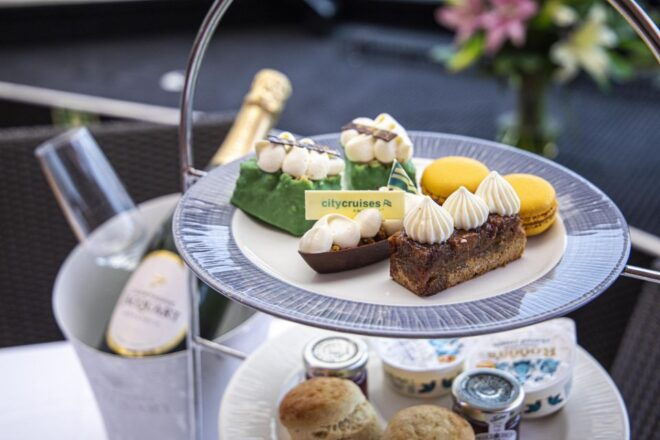 London Mother's Day Afternoon Tea Cruise - Participants and Date Selection