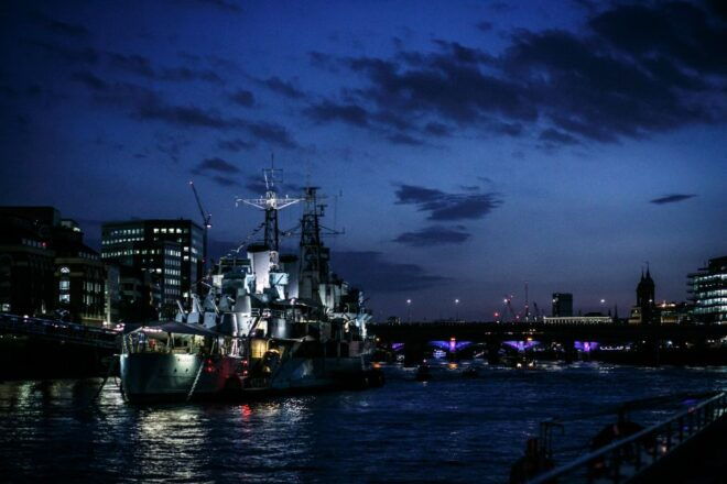 London: Murder Mystery Cruise With 3-Course Dinner - Directions