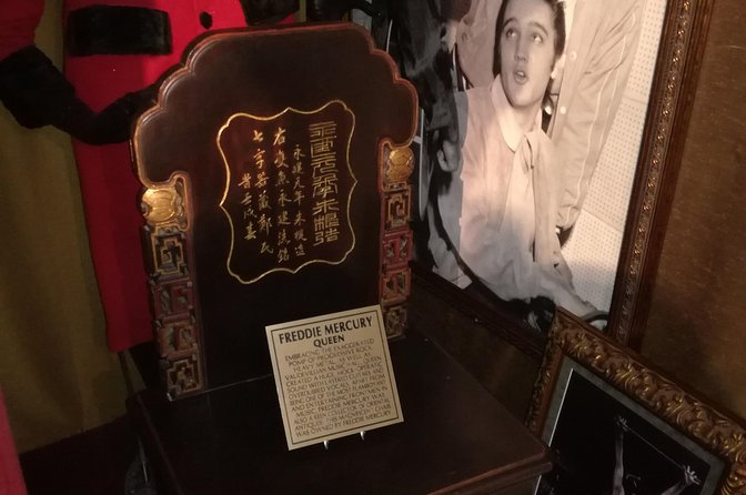 London Music Tour (Soho) - Exploring the Backstreets of Soho