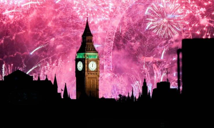 London: New Year's Eve Traitors Gate Pub & Fireworks Cruise - Activity Highlights