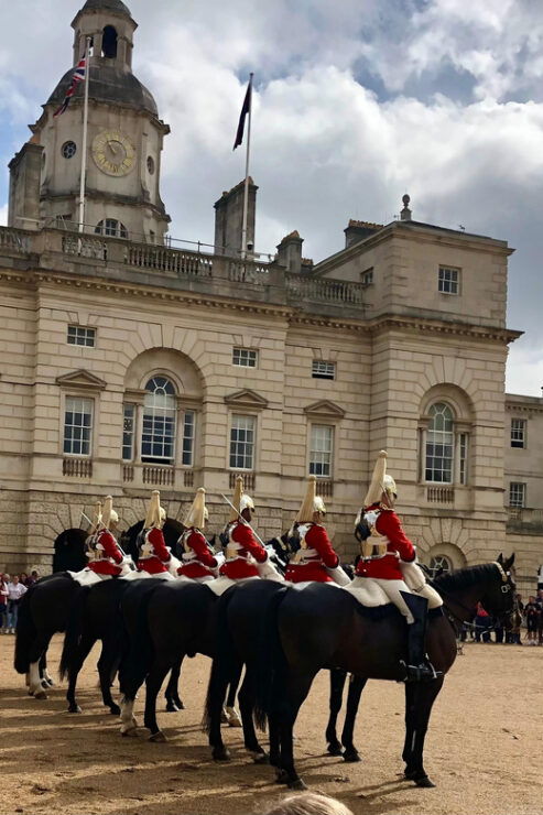 London: Parliament, Palaces, Parks & Piccadilly Walking Tour - Good To Know