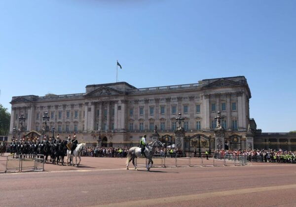 London: Parliament, Palaces, Parks & Piccadilly Walking Tour - Preparation and Important Info