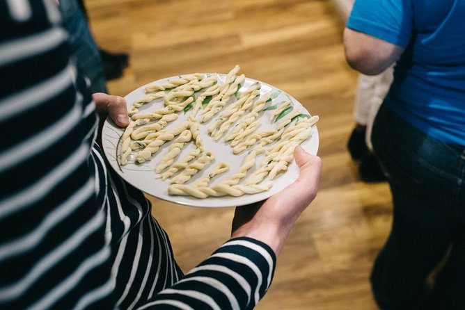 London Pasta Cooking Class and Lunch - Common Questions