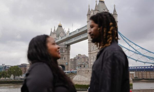 London Portraits by Famous Photographers - Frequently Asked Questions