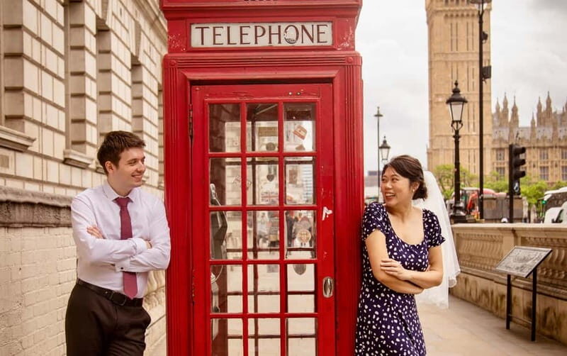 London: Private Couples Photography Session with Landmarks - The Sum Up