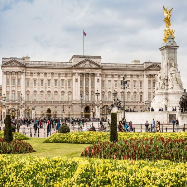 London: Private Guided Tour of Top Highlights by Car - Common Questions