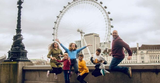 London: Private Landmarks Photoshoot With Video Clip Option - Photo Delivery and Content