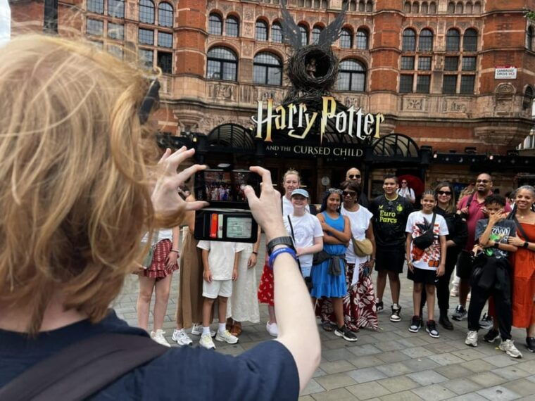 London: Private Magic Harry Potter Tour with Top Magician - FAQ