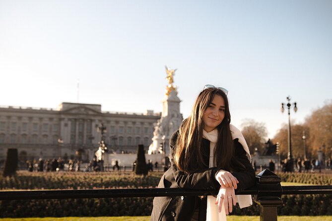 London : Private Photoshoot Outside Buckingham Palace - Meeting and Pickup Information