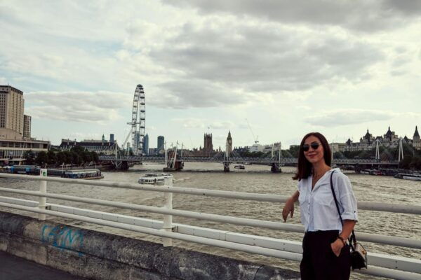 London: Private Photoshoot With Professional Photographer - About the Photographer