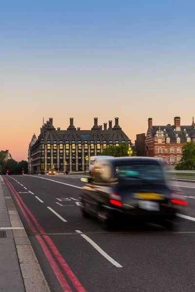 London: Private Round-Trip Transportation to Top Sights - Pickup and Drop-off Locations