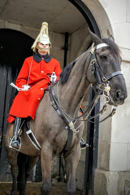 London: Private Royal Walking Tour with a Local Guide - FAQ