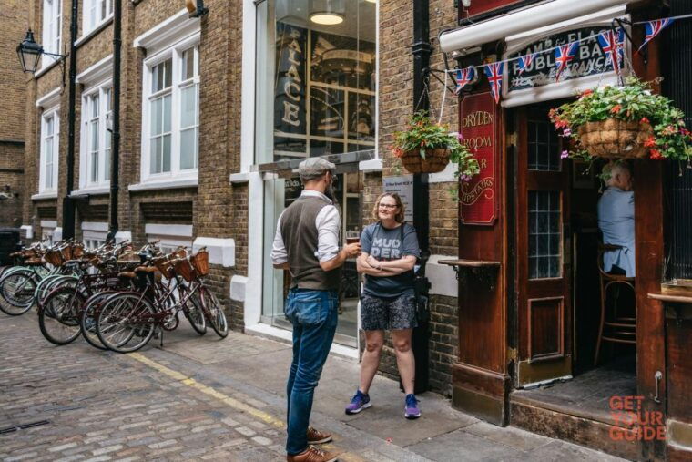 London: Private Secret Pub Walking Tour + beer all inclusive - FAQ  