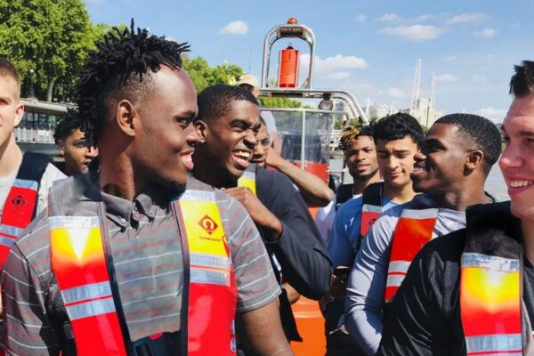 London: Private Speedboat Hire Through the Heart of the City - Additional Information and Location Details