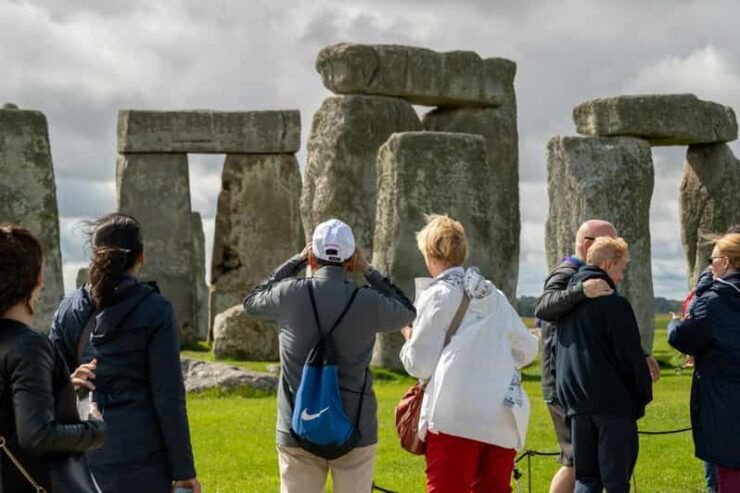London: Private Stonehenge and Windsor Castle Tour - Itinerary