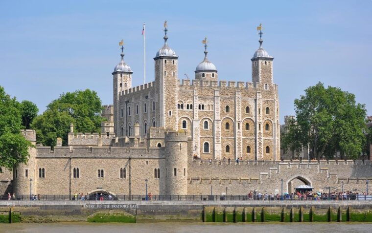 London: Private Taxi 50+ Sights Tour & Tower of London - The Itinerary in Detail