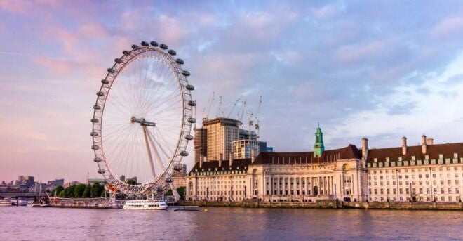 London: Private Walking Tour in Spanish - Inclusions and Exclusions