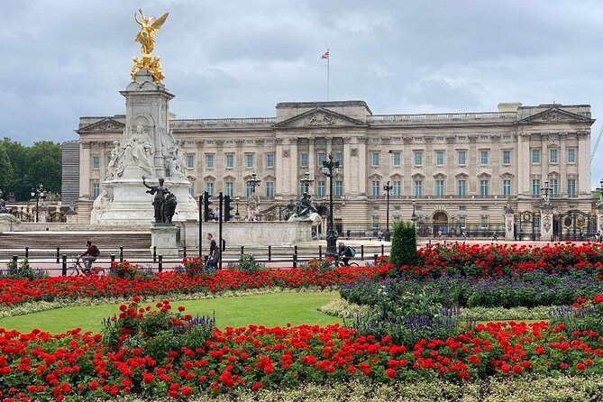 London Private Walking Tour With Brazilian Portuguese Guide - The Sum Up