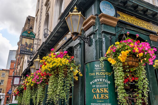 London Pub Walking Tour: Sip, Explore, and Learn Cockney Slang - Pub Crawl Itinerary