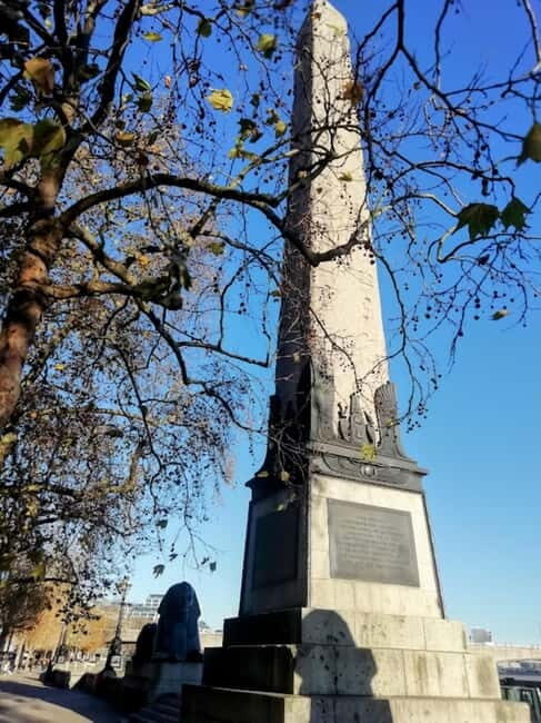 London: Quirky Historical Sites Private Walking Tour - Good To Know