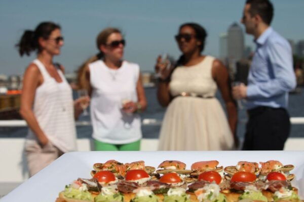 London: River Thames Evening Cruise With Bubbly and Canapés - Customer Reviews and Ratings