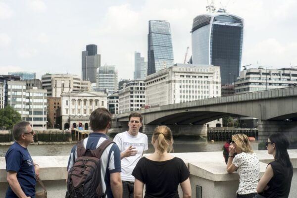 London: River Thames Small Group Bike Tour - Review Summary
