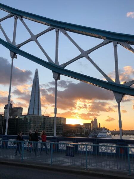 London River Walk and Hidden Gems Pub Hopping Experience - Scenic River Stroll