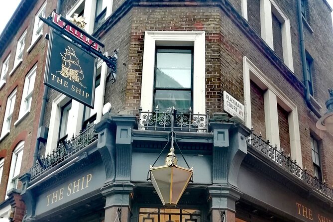 London Rocks! Private Music Walking Tour in Soho 2hrs - Tour Inclusions