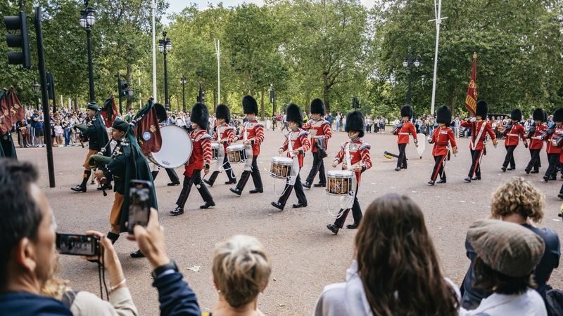 London Royal Palaces Half-Day Bike Tour - What half a day means for your plans