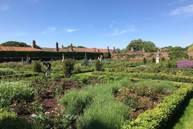 London Royals Full Day Tour - Common Questions