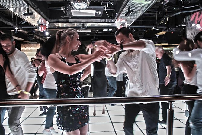London Salsa Lovers Dance Experience - Discover the Vibrant Salsa Scene in London