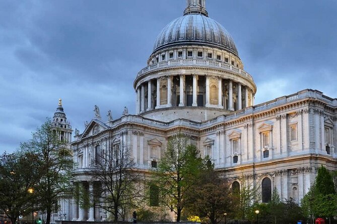 London Scavenger Hunt: The Magnificent City of London - App-led Exploration