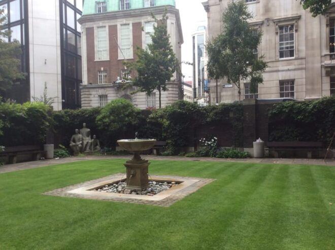 London: Secret Gardens of the City of London - Immerse in Botanical Wonders