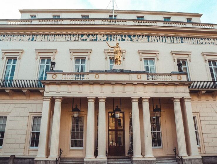 London: Self-Guided Politics and Culture Discovery Game - Experience the Real-Life City Discovery Game