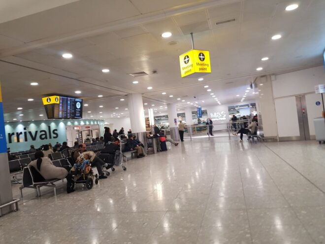 London: Shared Transfer From Heathrow Airport to London - 24/7 Express Shared Service With Maximum 3 Stops