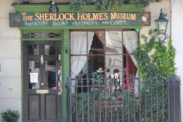 London: Sherlock Holmes Guided City Walking Tour - Important Information