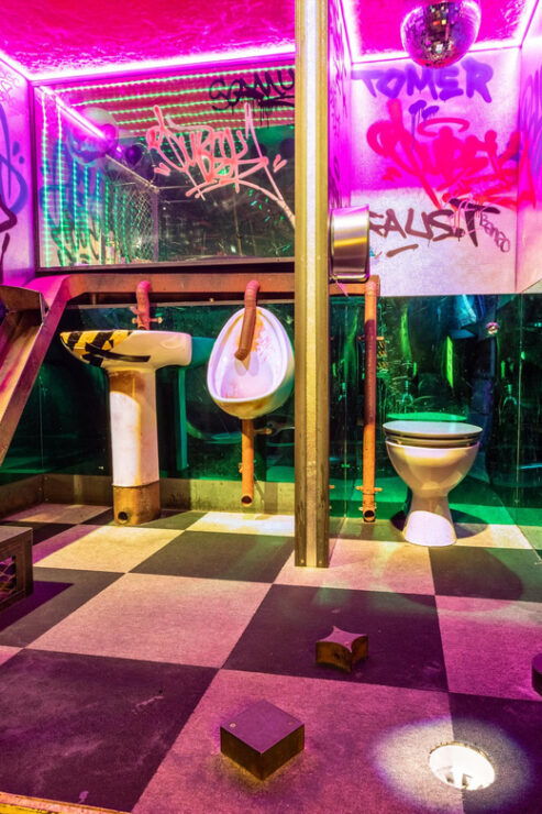 London: Shoreditch Junkyard Golf Tickets for 9 or 18 Holes - Course Experience Highlights