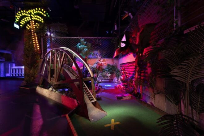London: Shoreditch Junkyard Golf Tickets for 9 or 18 Holes - Customer Ratings and Reviews