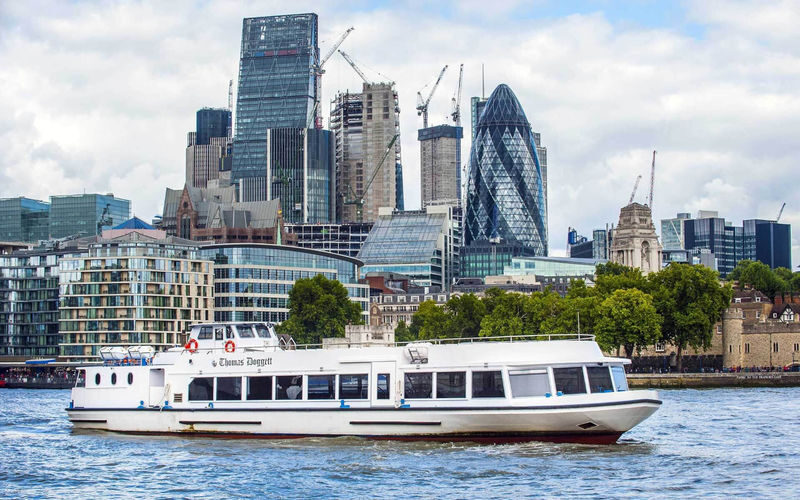 London Sightseeing Cruise - A Thames route that makes the river the main event