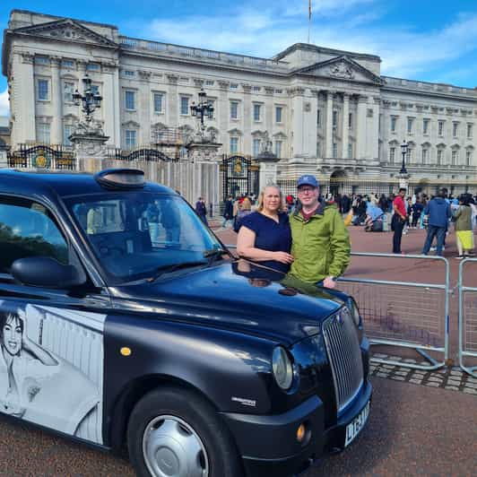 London Sightseeing Taxi Tour & Churchill War Rooms Entry - Tour Features