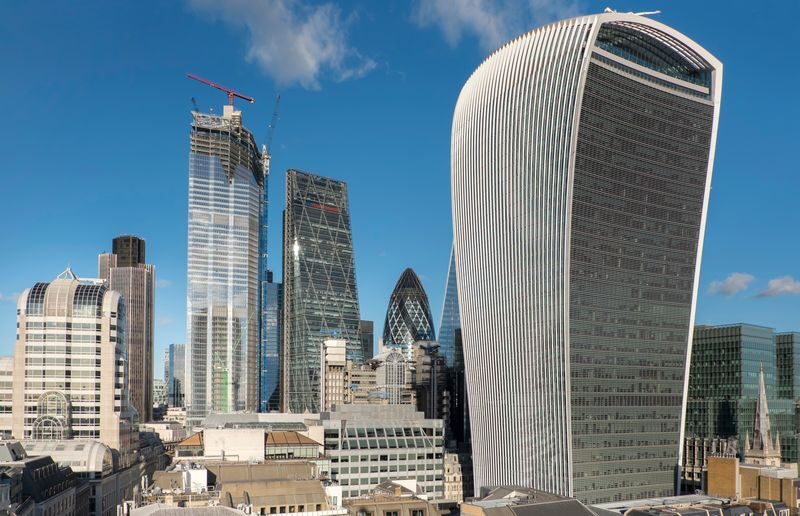 London: Sky Garden Music Night Ticket & Glass of Champagne - The audio guide and what it adds