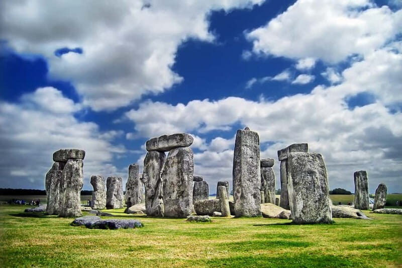 London: Small Group Stonehenge and Bath Tour & Secret Site - FAQ