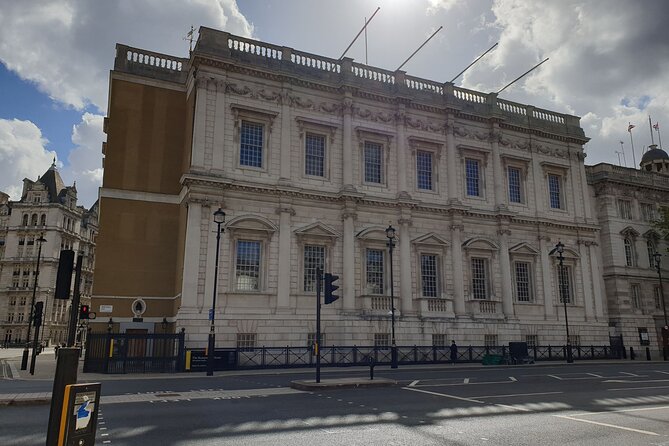 London Small-Group Walking Tour: Historical Highlights - Tour Details and Highlights