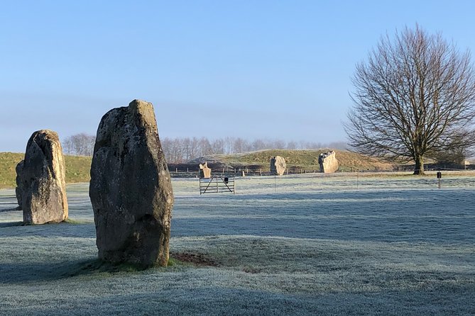 London - Southampton via Avebury & Stonehenge - Avebury: Ancient Stone Circle and Historic Village
