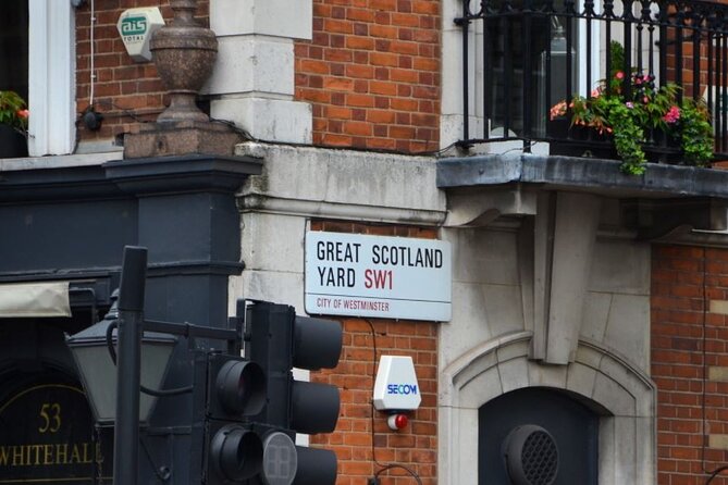 London Spy Experience With Tour Vesper Martini and Dinner - Spy-themed Activities