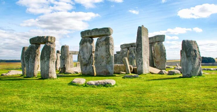 London: Stonehenge and Bath Full-Day Tour - Itinerary Details