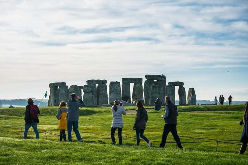 London: Stonehenge and Bath Guided Full-Day Tour - Good To Know